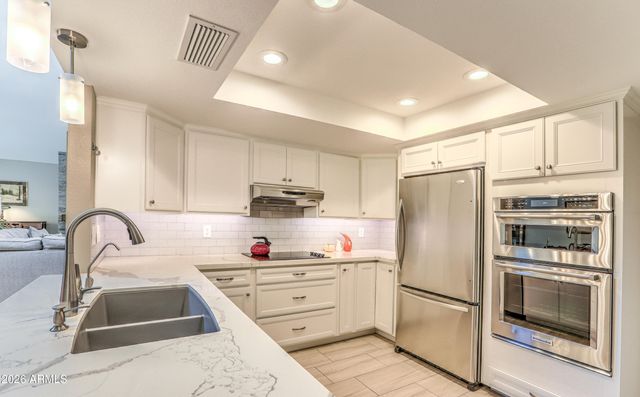 7913 E MONTEBELLO Avenue, Scottsdale, AZ 85250