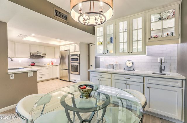 7913 E MONTEBELLO Avenue, Scottsdale, AZ 85250