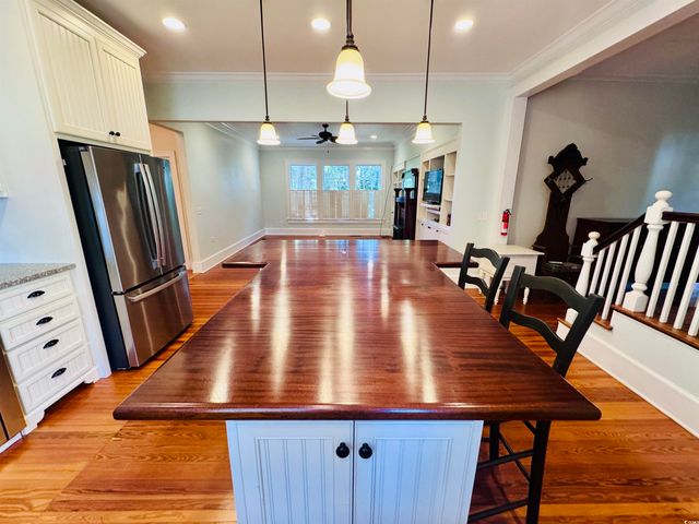 5 S Rosemary Ave., Andrews, SC 29510