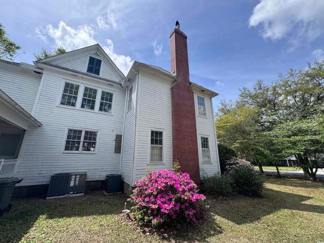 5 S Rosemary Ave., Andrews, SC 29510