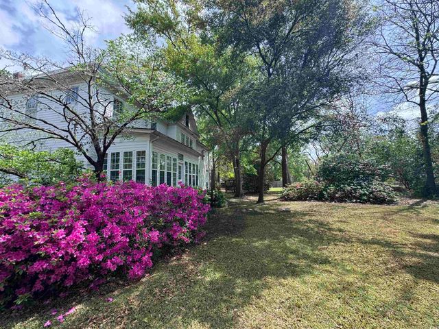 5 S Rosemary Ave., Andrews, SC 29510