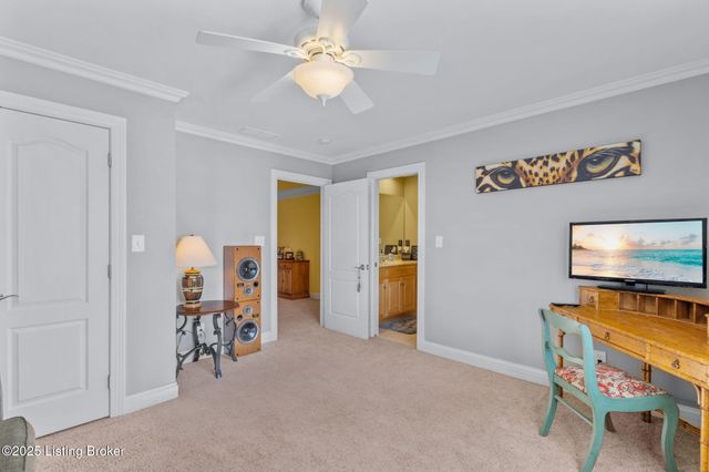 8809 Duck Crossing Ln, Louisville, KY 40291