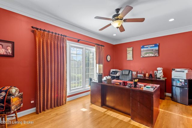 8809 Duck Crossing Ln, Louisville, KY 40291