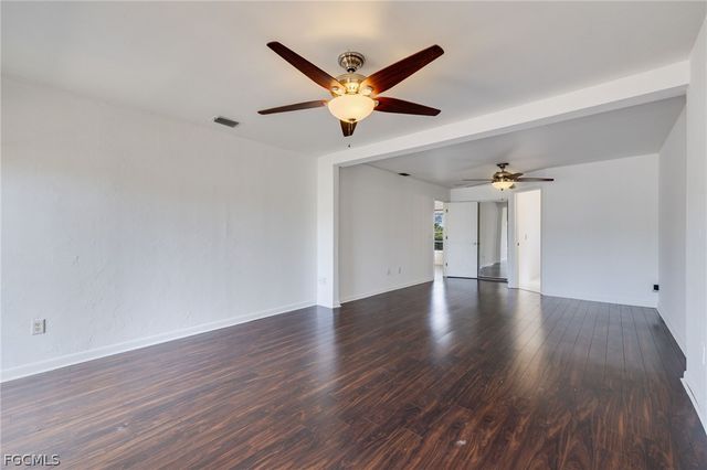 233 SW 42nd TER, Cape Coral, FL 33914