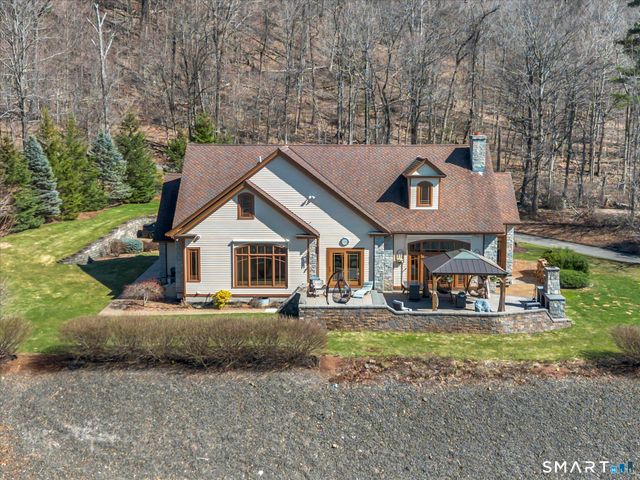 72 Village Gate Drive, Southington, CT 06489