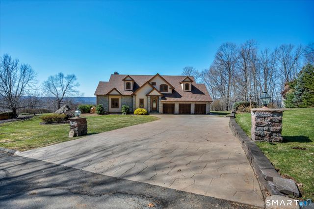 72 Village Gate Drive, Southington, CT 06489
