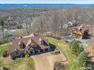 72 Village Gate Drive, Southington, CT 06489