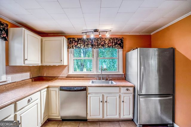 256 Black Rock Mountain Parkway, Clayton, GA 30525