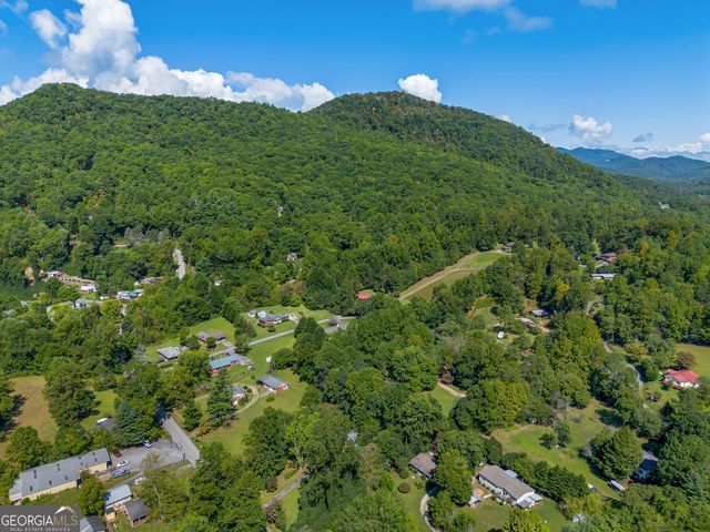 256 Black Rock Mountain Parkway, Clayton, GA 30525