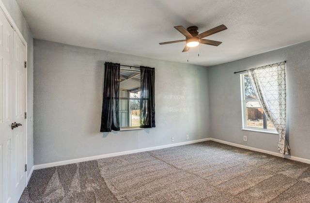 303 S Russell Street, Alvarado, TX 76009