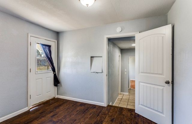 303 S Russell Street, Alvarado, TX 76009