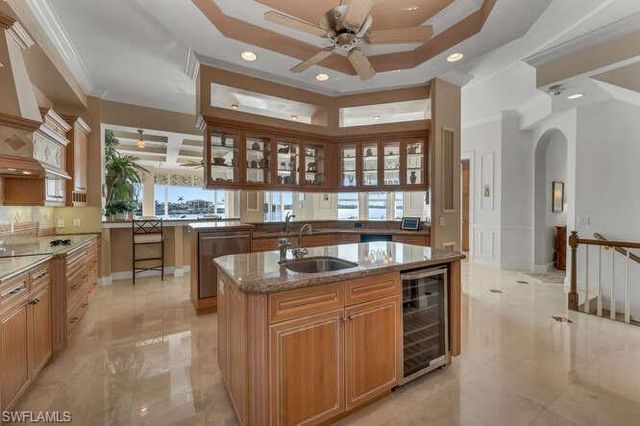 208 San Mateo DR, Bonita Springs, FL 34134