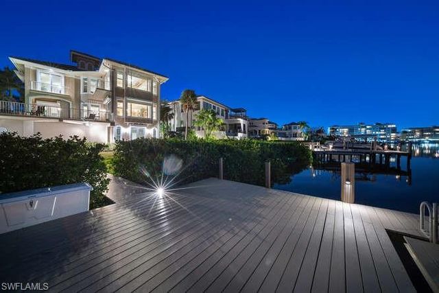 208 San Mateo DR, Bonita Springs, FL 34134