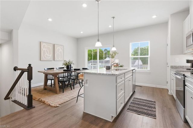 273 Falcon AVE, Portsmouth, VA 23701