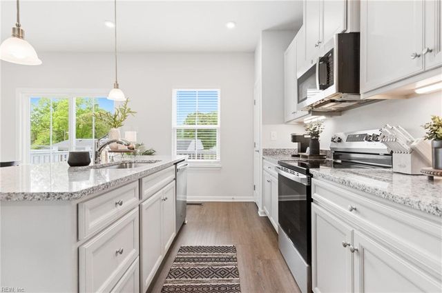 273 Falcon AVE, Portsmouth, VA 23701