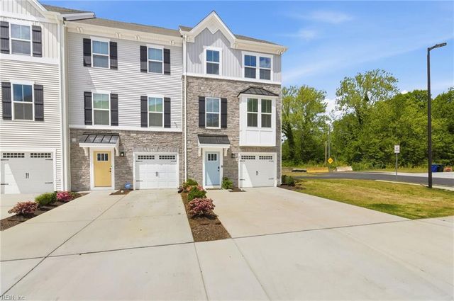 273 Falcon AVE, Portsmouth, VA 23701