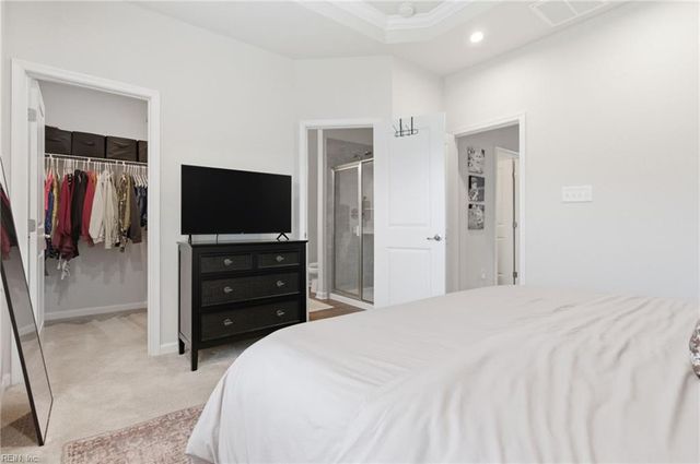 273 Falcon AVE, Portsmouth, VA 23701