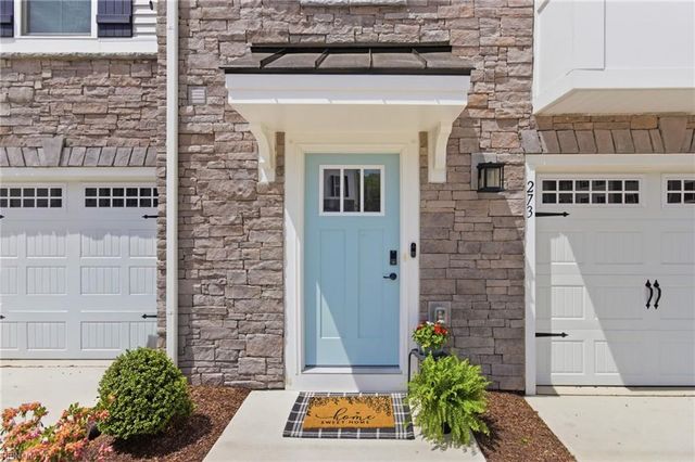 273 Falcon AVE, Portsmouth, VA 23701