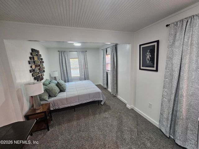 317 S FERN Street, San Mateo, FL 32187