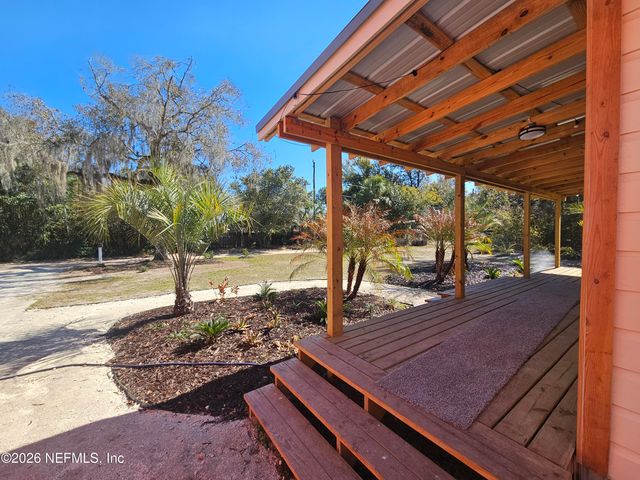 317 S FERN Street, San Mateo, FL 32187