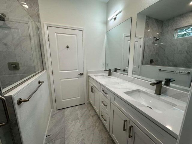 25 W 17TH STREET, Apopka, FL 32703