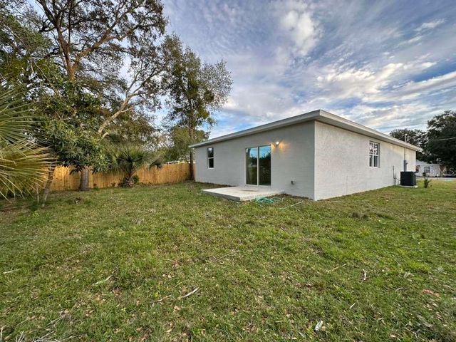 25 W 17TH STREET, Apopka, FL 32703