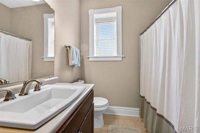 4449 Gibson Avenue, St Louis, MO 63110