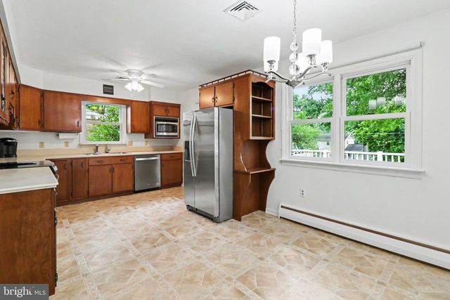 412 ALLEGHENY DRIVE, Mechanicsburg, PA 17055