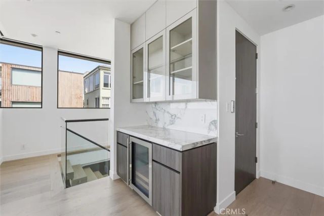 300 25th Street, Manhattan Beach, CA 90266