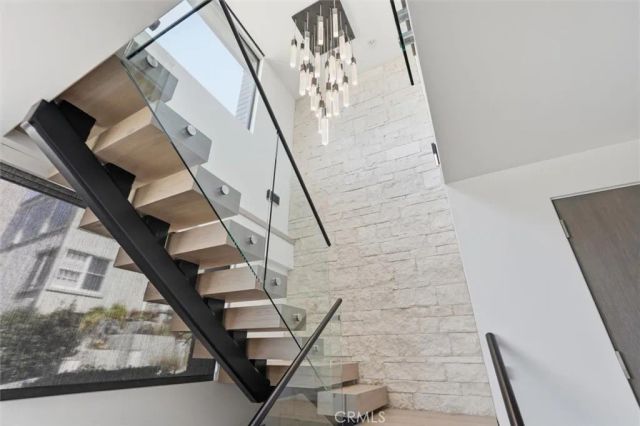 300 25th Street, Manhattan Beach, CA 90266