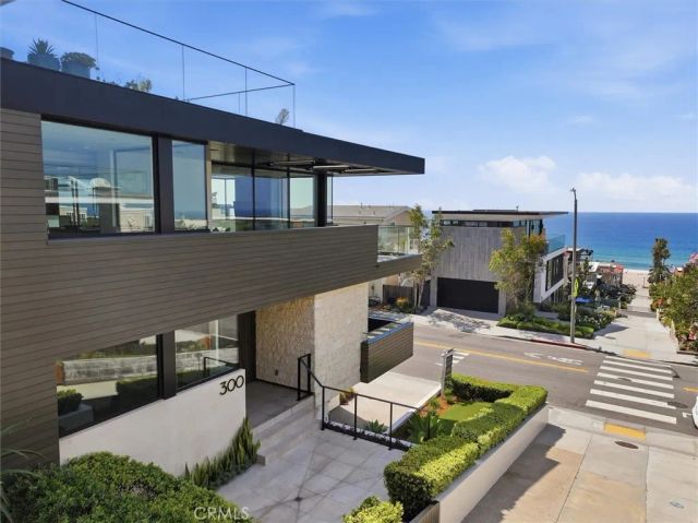 300 25th Street, Manhattan Beach, CA 90266