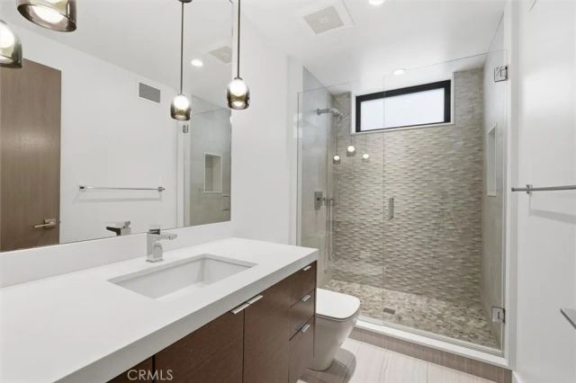 300 25th Street, Manhattan Beach, CA 90266