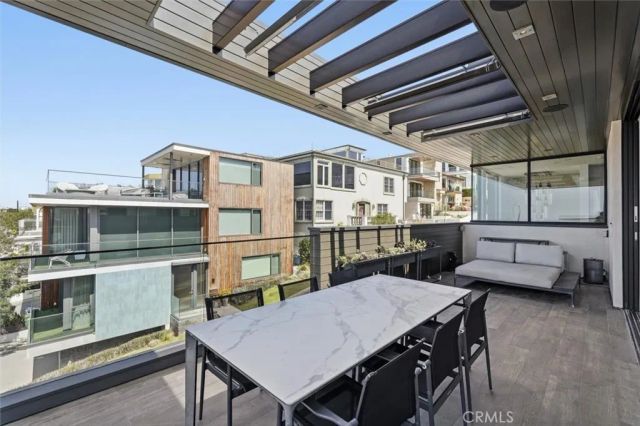 300 25th Street, Manhattan Beach, CA 90266