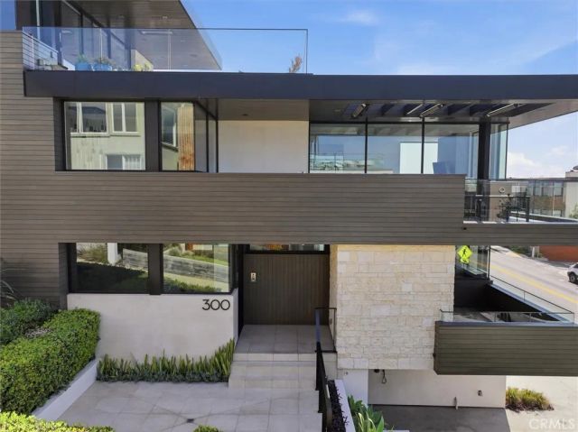 300 25th Street, Manhattan Beach, CA 90266