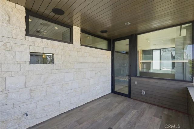 300 25th Street, Manhattan Beach, CA 90266