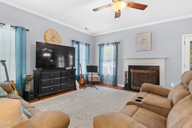 605 Pyracantha Drive, Holly Springs, NC 27540