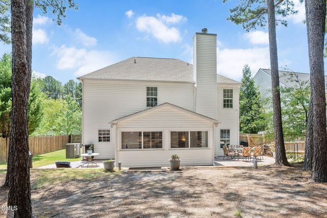 605 Pyracantha Drive, Holly Springs, NC 27540