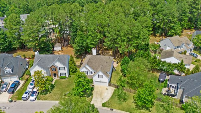605 Pyracantha Drive, Holly Springs, NC 27540