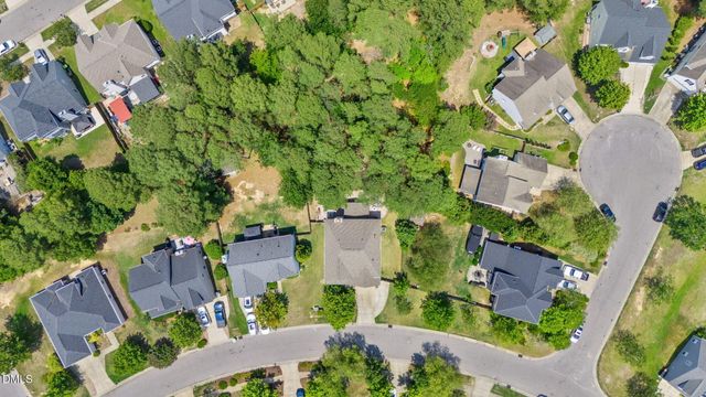 605 Pyracantha Drive, Holly Springs, NC 27540