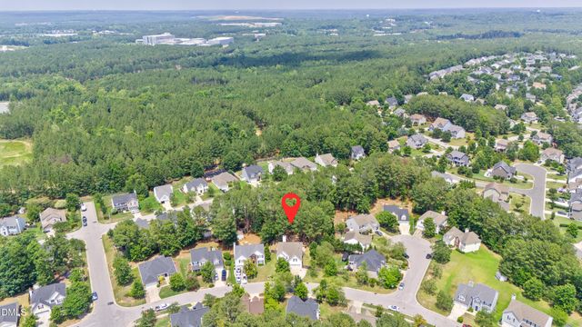 605 Pyracantha Drive, Holly Springs, NC 27540