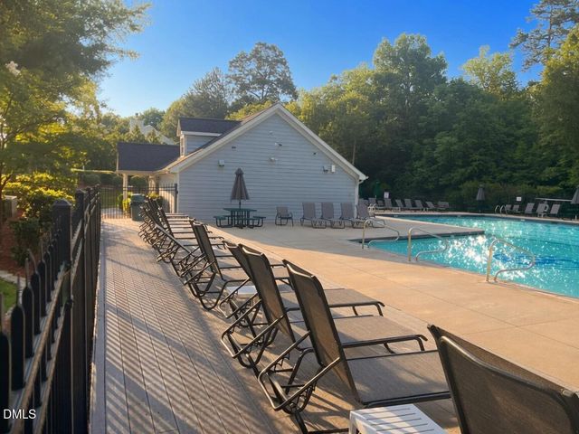 605 Pyracantha Drive, Holly Springs, NC 27540