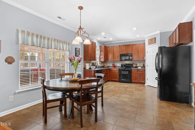 605 Pyracantha Drive, Holly Springs, NC 27540