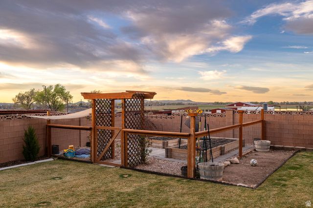 396 S CEDAR CRK DR, Cedar City, UT 84720