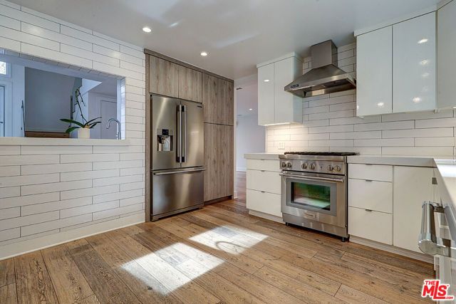 10832 Wrightwood Lane, Studio City (los Angeles), CA 91604