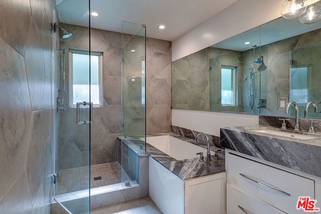 10832 Wrightwood Lane, Studio City (los Angeles), CA 91604