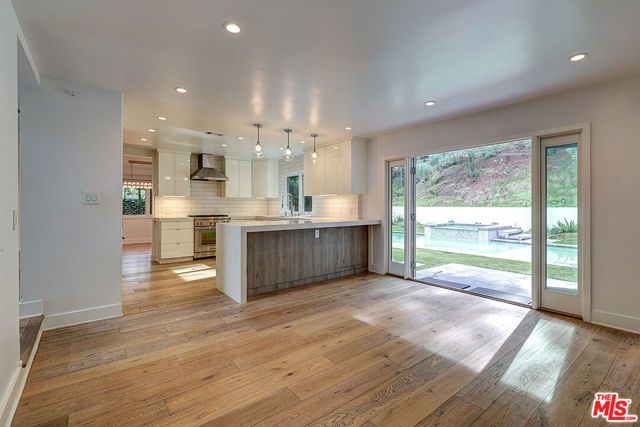 10832 Wrightwood Lane, Studio City (los Angeles), CA 91604