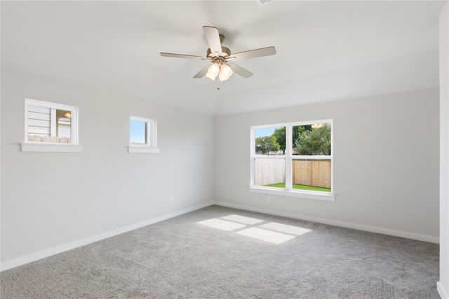 238 Seattle Slew DR, Jarrell, TX 76537