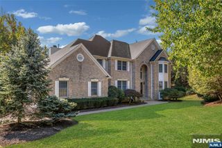106 Pancake Hollow Drive, Wayne, NJ 07470