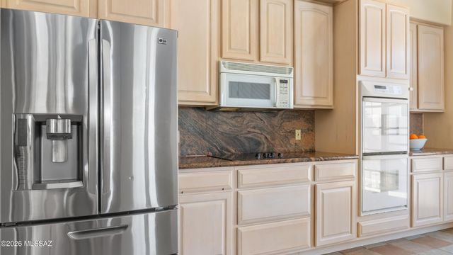 887 S Deer Meadow Loop, Tucson, AZ 85745