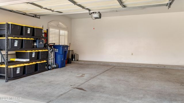 887 S Deer Meadow Loop, Tucson, AZ 85745